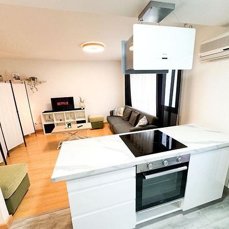 Escultor Del Pilar Comotucasa Zaragoza Luaran gambar